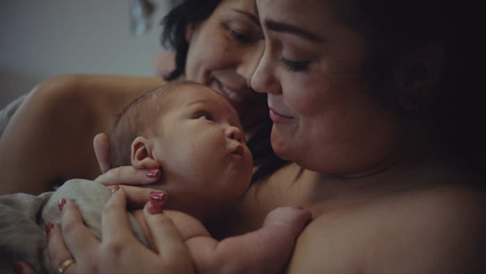 Su recién nacido: la primera hora después del nacimiento